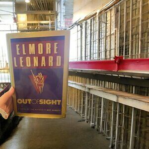 Out of Sight by Elmore Leonard (1996, Hardcover)
